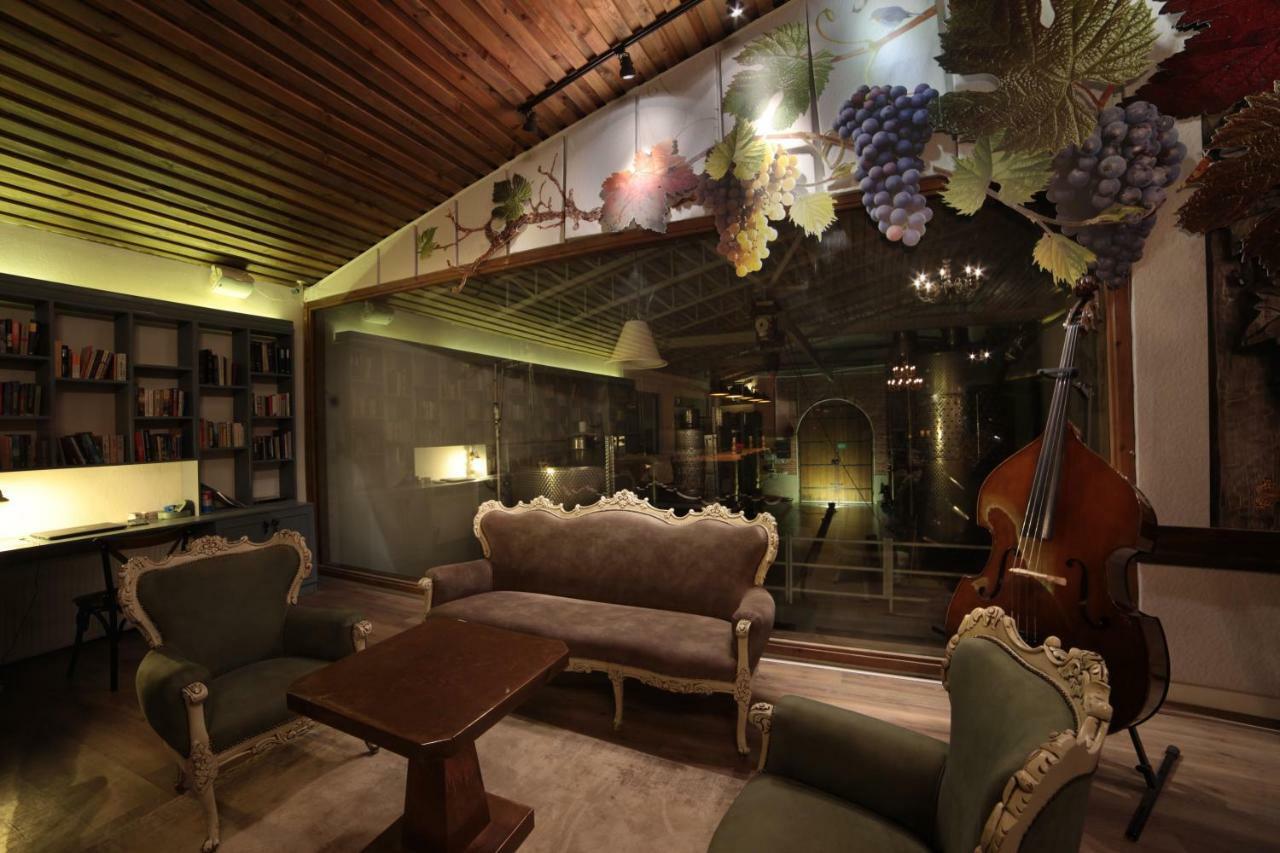 Vinifera Vineyards Гостевой дом 3*